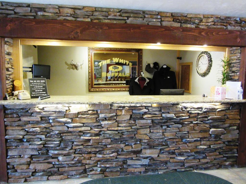 ווסט ילוסטון White Buffalo Hotel מראה חיצוני תמונה